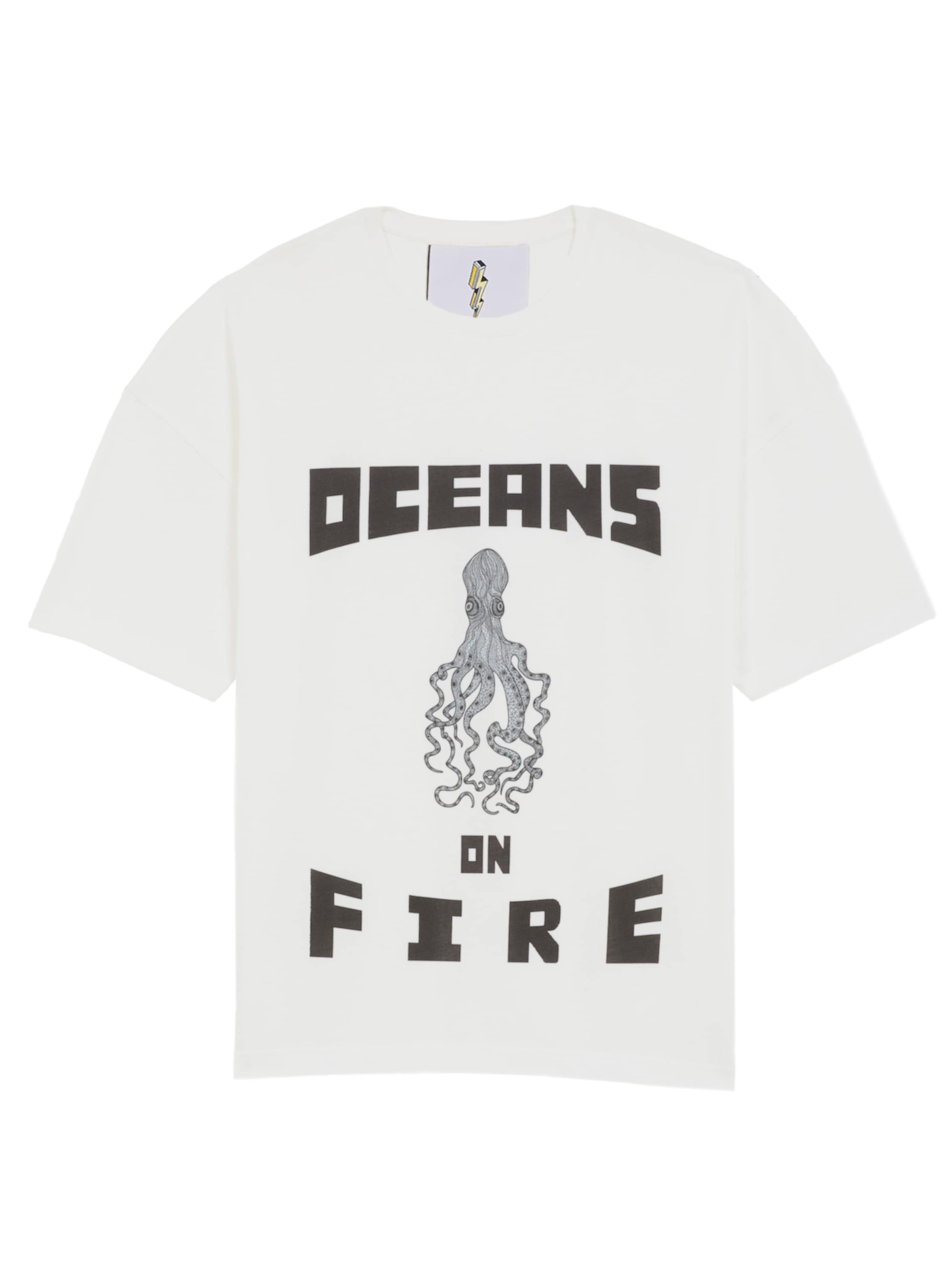 The Rad Black Kids - Camiseta 'Oceans on Fire T-shirt White' en blanco: frente