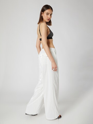 Wide Leg Pantalon 'Ylvi' VIERVIER en blanc