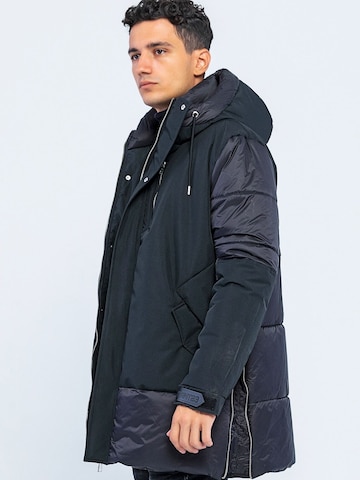 Ron Tomson Winter Coat in Blue