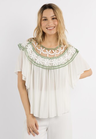 IZIA Blouse in White: front