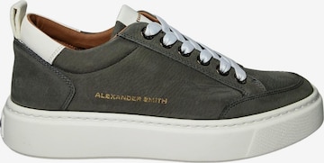 Baskets basses Alexander Smith en gris : devant