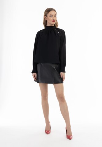 faina - Blusa en negro