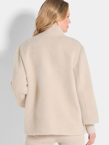 Goldner Tussenjas in Beige