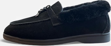 Begoria Slippers 'Suede' in Black: front