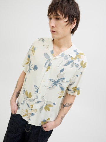 JACK & JONES - Ajuste confortable Camisa en blanco