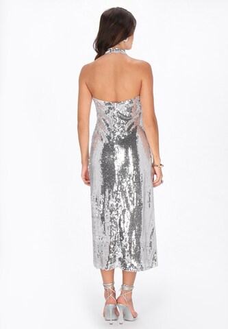 Robe de cocktail faina en argent