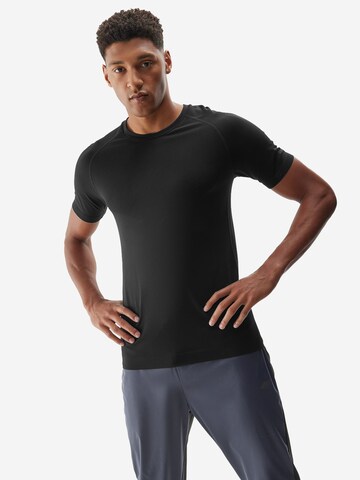 4F Performance shirt in Black: front