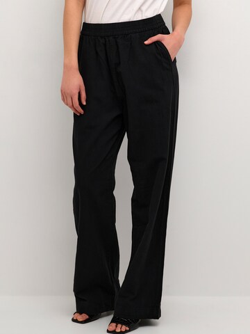 Loosefit Pantalon 'Naya' Kaffe en noir : devant