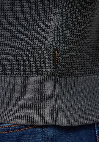 MUSTANG Pulóver 'EDWARD' - fekete