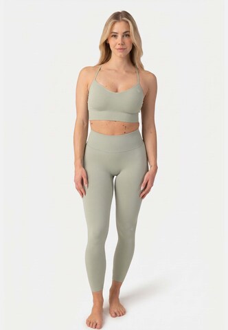 OCEANSAPART Skinny Hose 'Maya' in Grün: Vorderseite