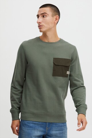11 Project Sweater 'Pelle' in Green: front