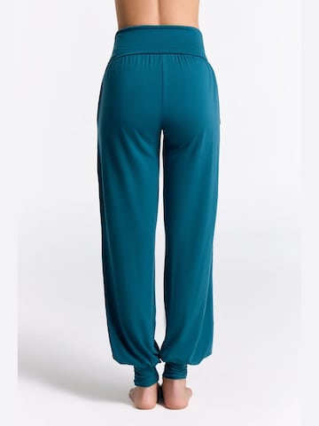 True North Loose fit Pants 'Yogahose' in Green