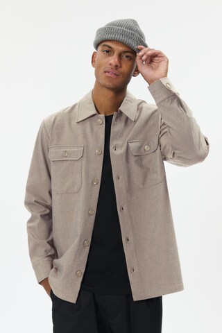 Fit confort Veste mi-saison 'MADamo' Matinique en gris : devant