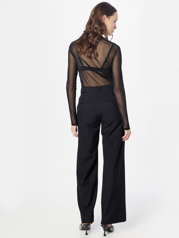 Loosefit Pantalon 'Emily' WEEKDAY en noir