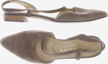 Brunate Sandals & High-Heeled Sandals in 37 in Beige: front