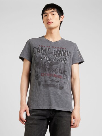 CAMP DAVID Тениска в черно: отпред
