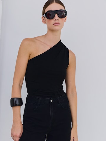 RÆRE by Lorena Rae Top 'Vianne' in Zwart