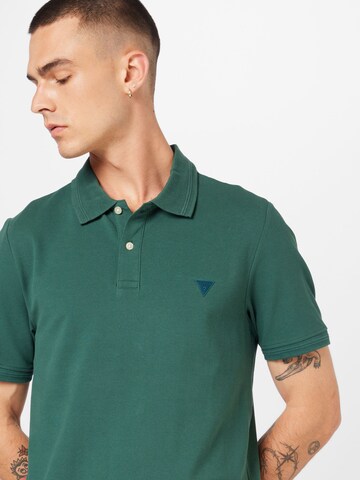 GUESS Poloshirt 'LYLE' in Grün