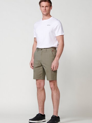 Regular Pantalon chino KOROSHI en vert