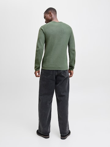 JACK & JONES Средняя посадка Свитер 'JJEHILL' в Зеленый