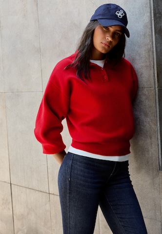 Bershka Sweater in Red