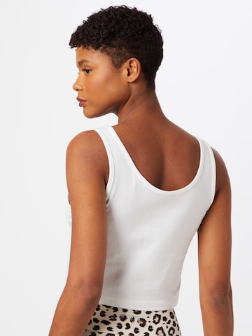 Top de la ALPHA INDUSTRIES pe alb