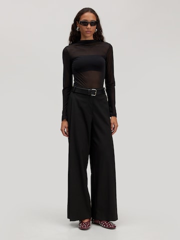 EDITED Shirt 'Leela' in Zwart