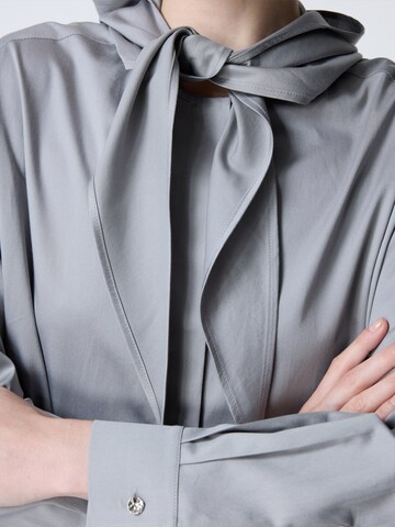 adl Blouse in Grey