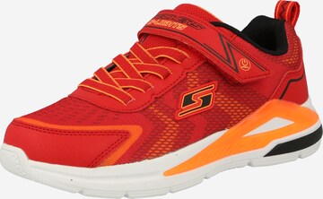 SKECHERS Sneakers 'TRI-NAMICS' i rød: forside