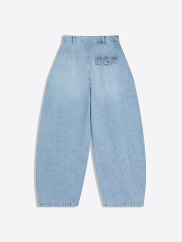 Bershka Barrel Jeansy w kolorze niebieski