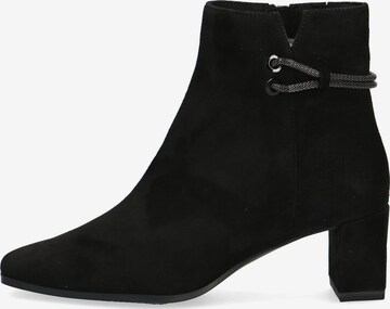 CAPRICE Ankle Boots in Black