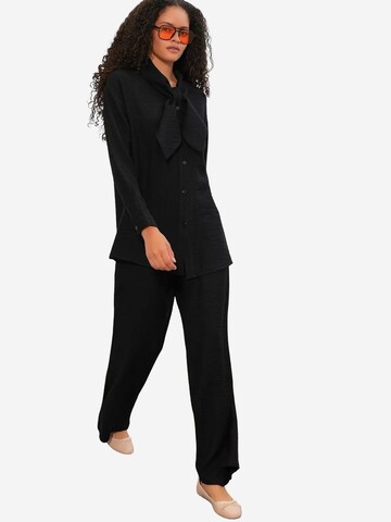 Completo pantalone di Bigdart in nero