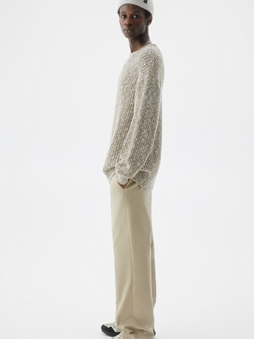 Regular Pantalon chino Pull&Bear en beige : devant