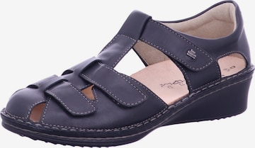 Finn Comfort Sandale '02666 014099' in Schwarz: Vorderseite