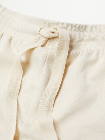 Regular Pantalon 'PARIS' MANGO en beige