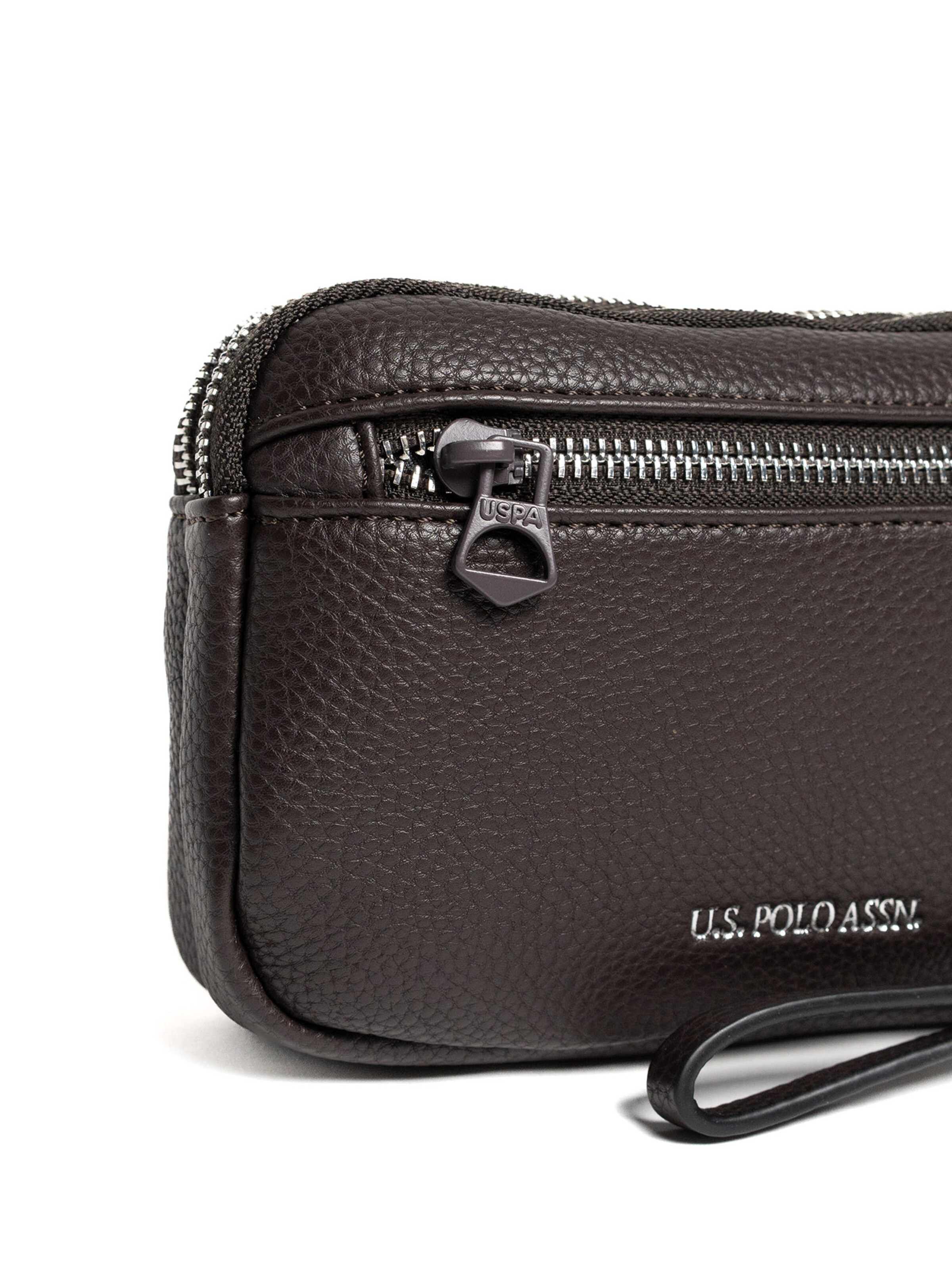 U.S. POLO ASSN. Beauty Case in Braun