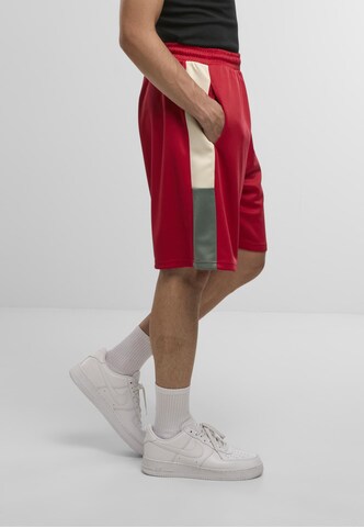 Regular Pantaloni 'Drap' de la Ecko Unlimited pe roșu
