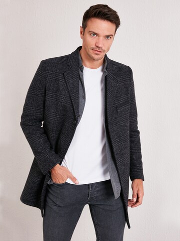 Buratti Winter Coat in Grey: front