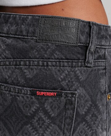 Superdry Regular Jeans in Zwart