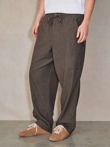 Next Baggy Hose 'Edit' in Braun: Vorderseite