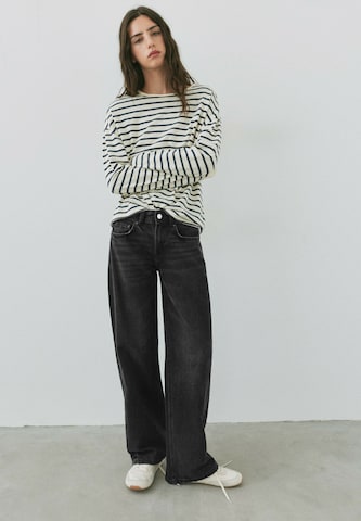 Pull&Bear Regular Дънки в черно