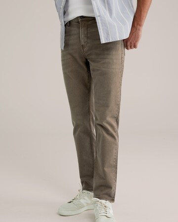 Slimfit Jeans di WE Fashion in marrone: frontale