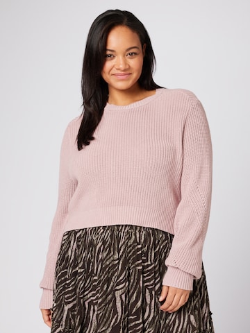 Guido Maria Kretschmer Curvy Sweater 'Thekla' in Pink: front