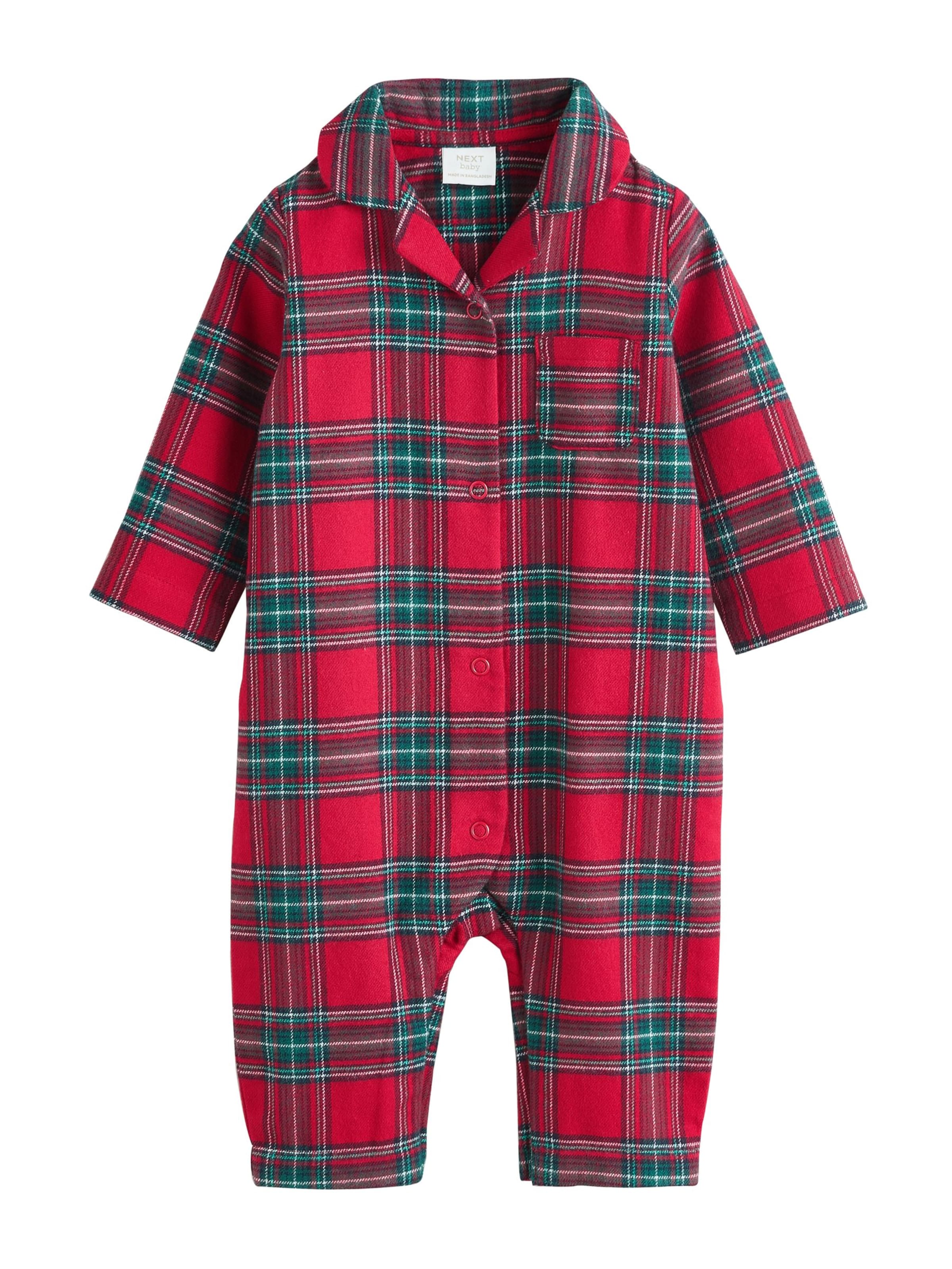 Pijamale de la Next pe roșu: față