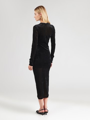 Robe 'ALVA' PINKO en noir