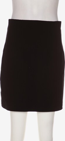 Bardot Skirt in M in Black: front