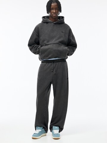 Loosefit Pantalon Pull&Bear en gris