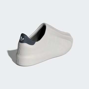 ADIDAS ORIGINALS Slip On 'Superstar' in Grau