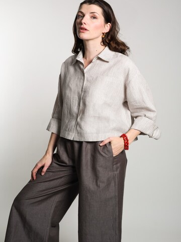WEARABLE STORIES Shirt 'Lipa' in White