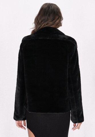faina Übergangsjacke in Schwarz